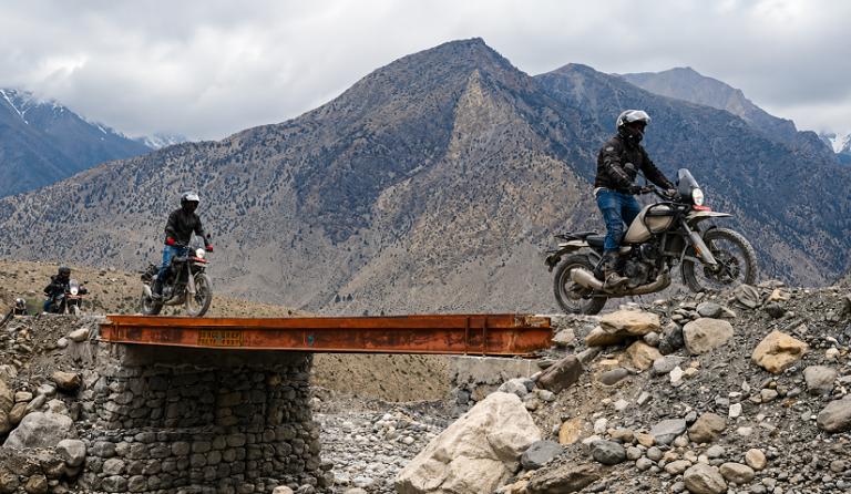 Manang Motorcycle Tour